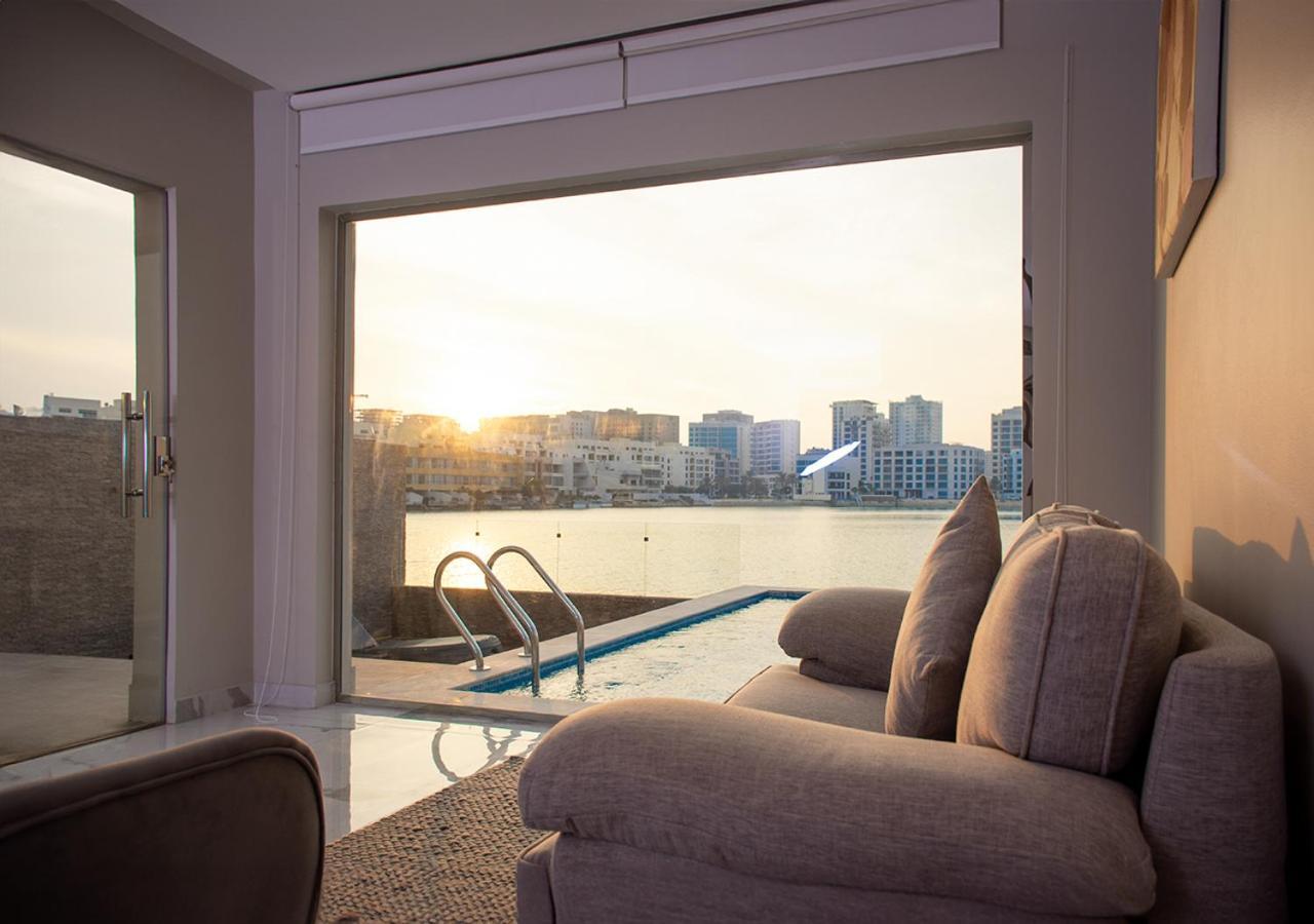 Sea Loft Villas Manama Dış mekan fotoğraf